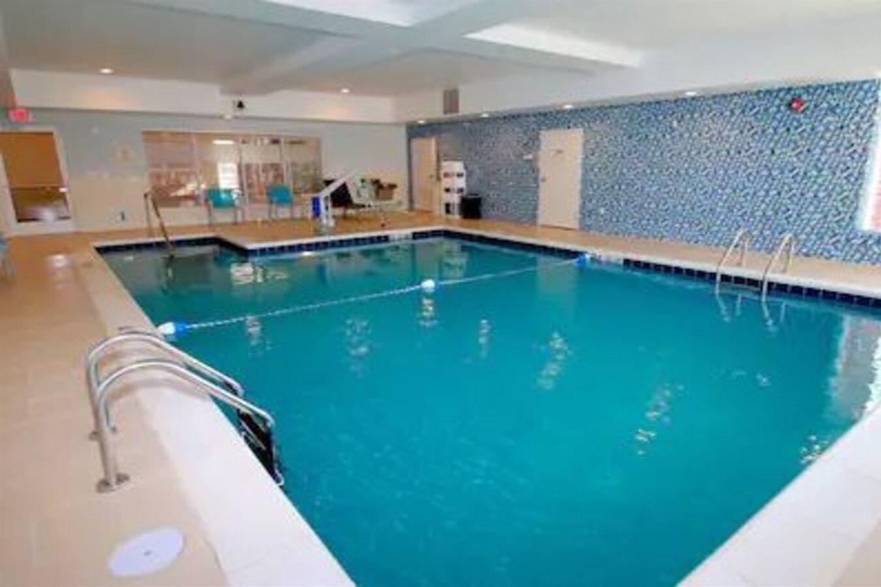 Hampton Inn- Suffolk Eksteriør billede