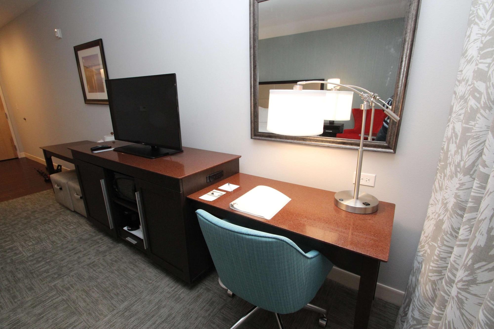 Hampton Inn- Suffolk Eksteriør billede