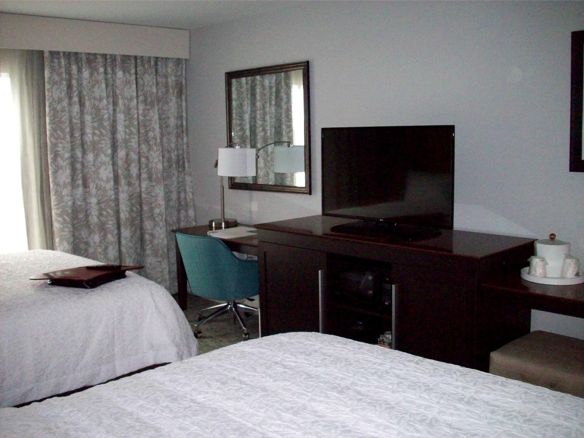 Hampton Inn- Suffolk Eksteriør billede