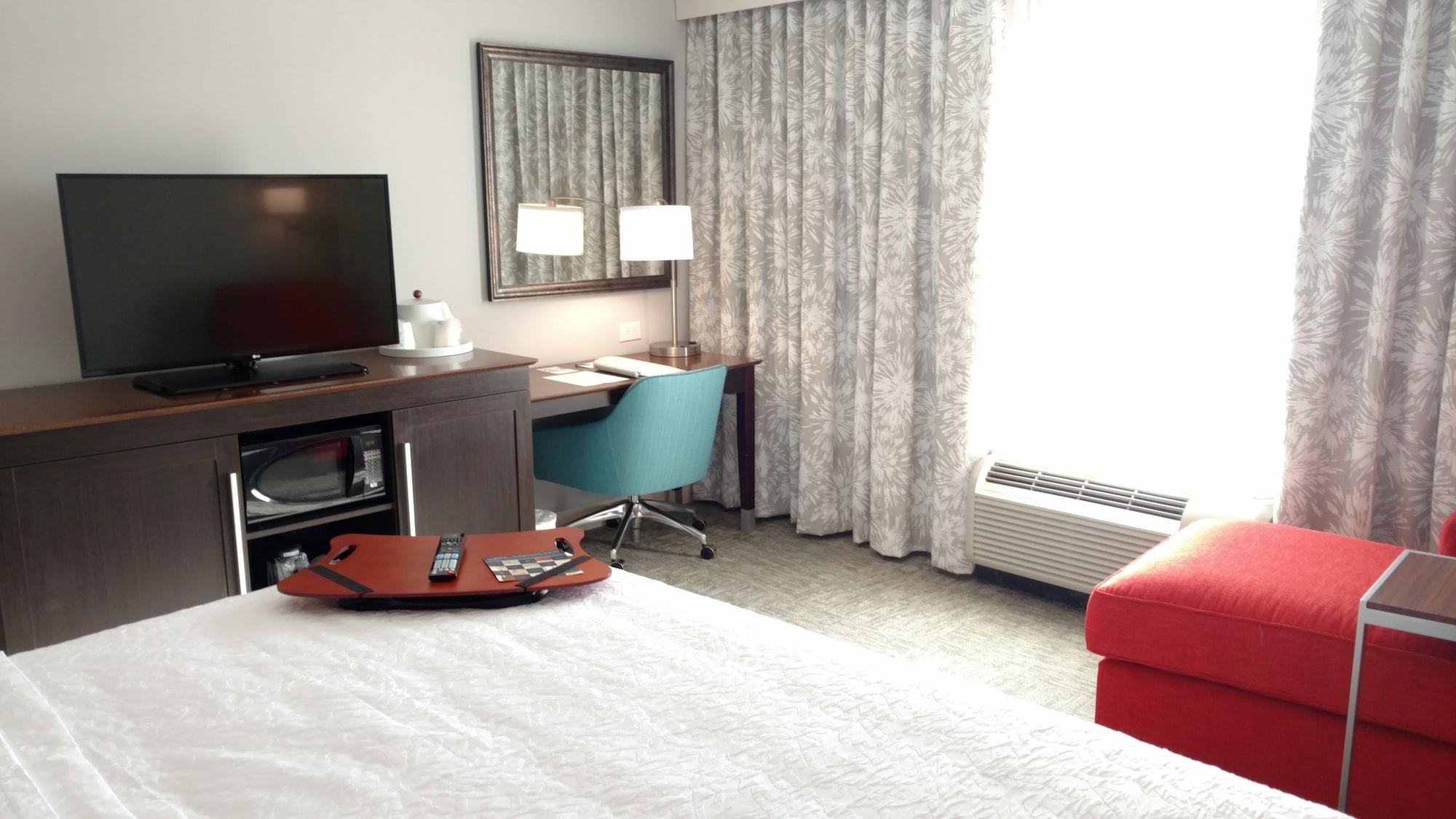 Hampton Inn- Suffolk Eksteriør billede
