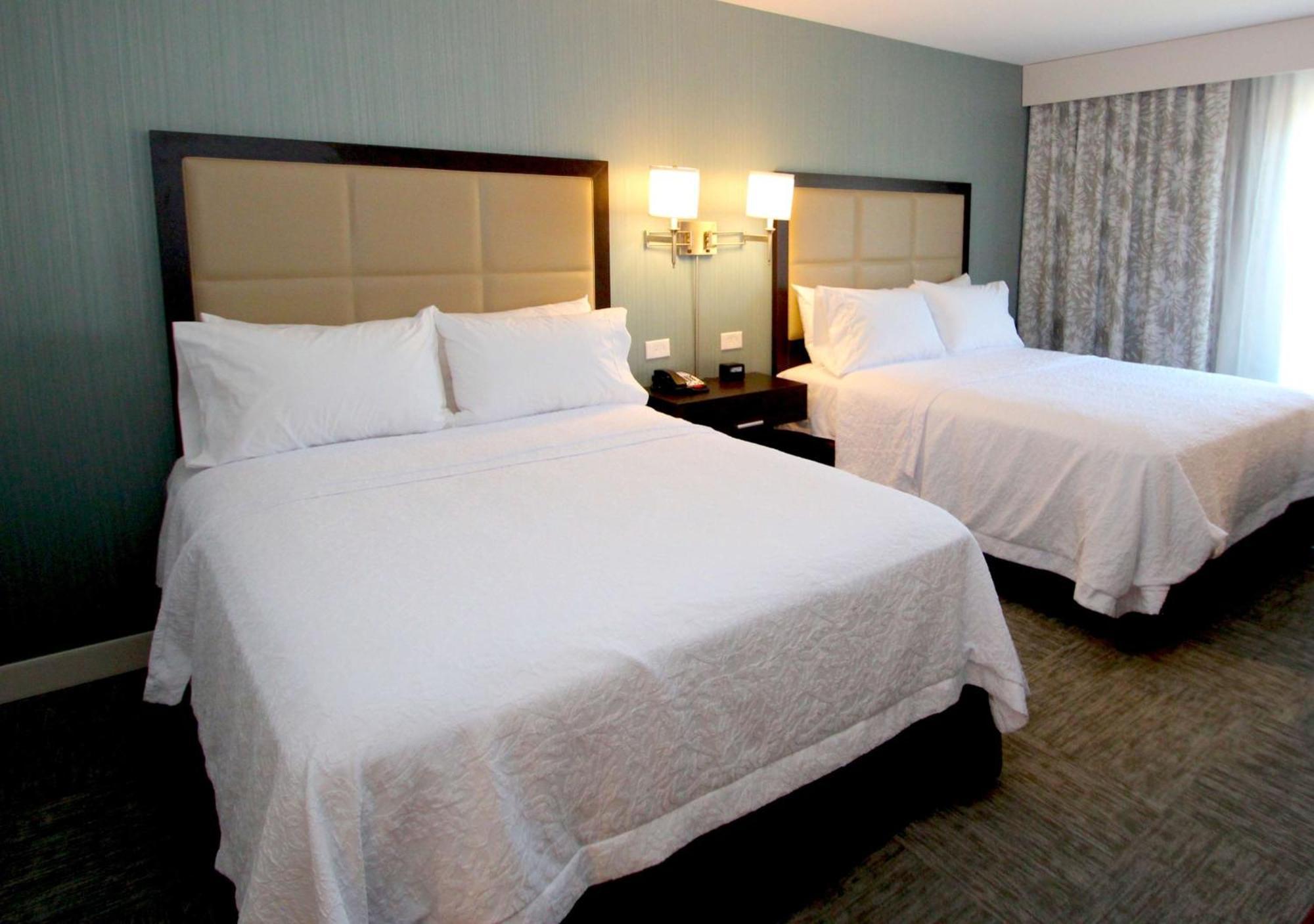Hampton Inn- Suffolk Eksteriør billede