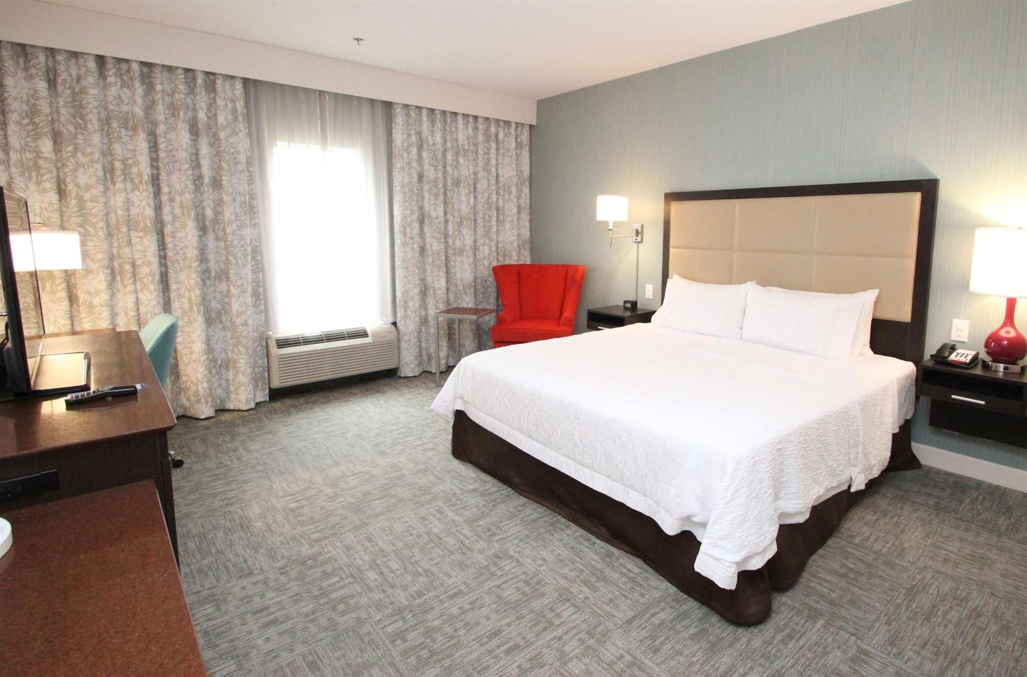 Hampton Inn- Suffolk Eksteriør billede