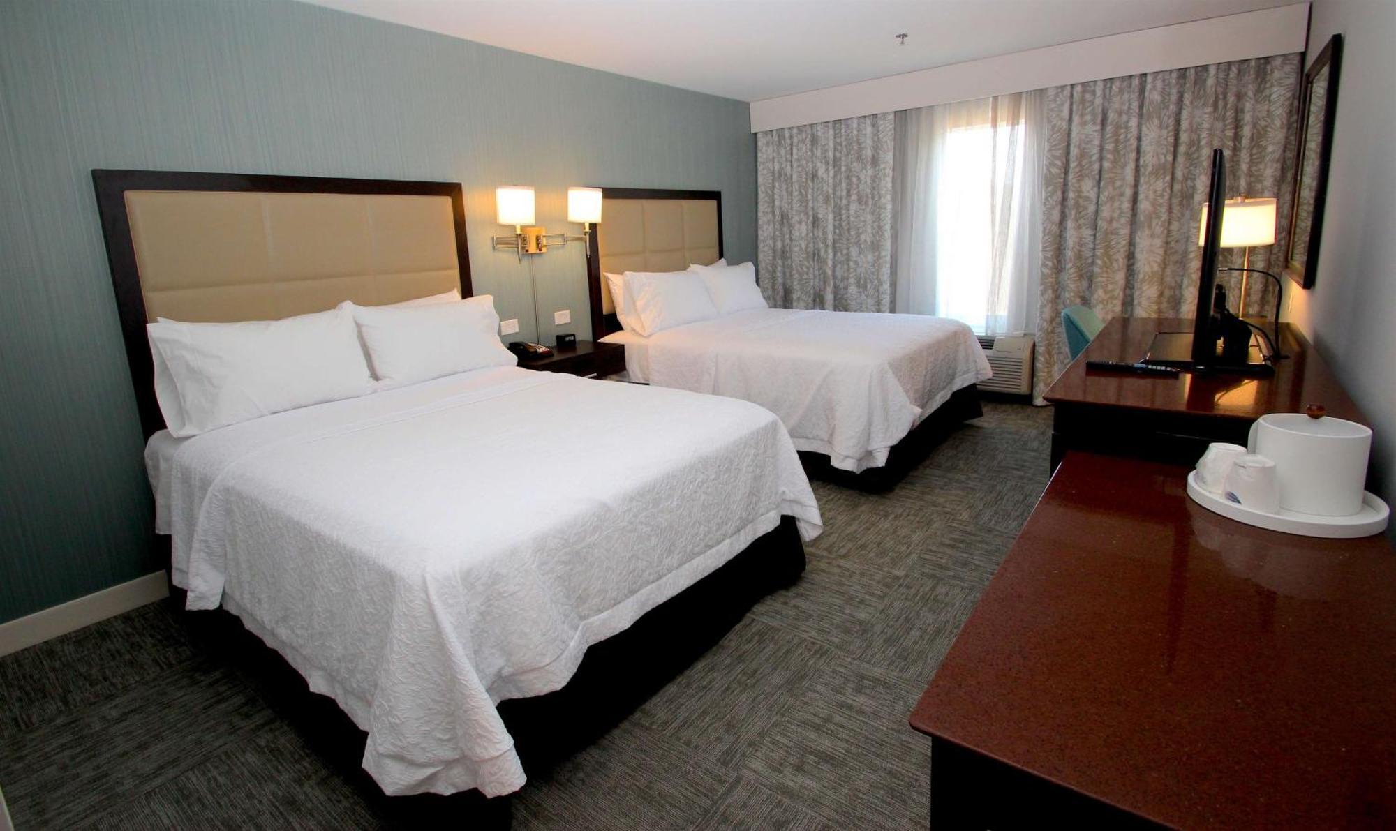 Hampton Inn- Suffolk Eksteriør billede
